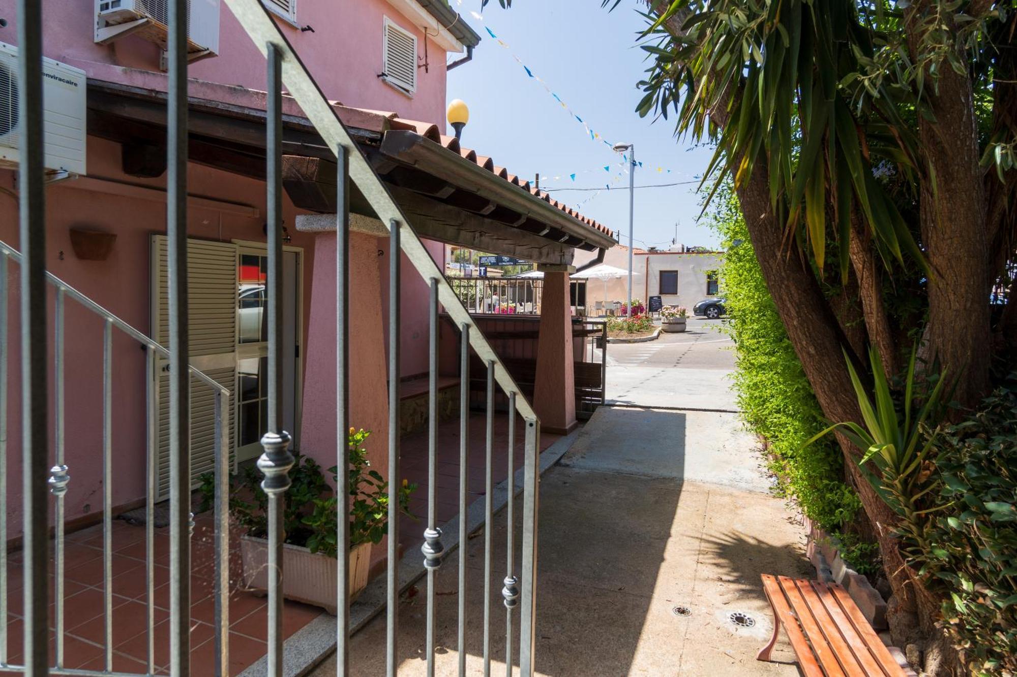 Le Case Di Mara - Monte Petrosu House Exterior photo